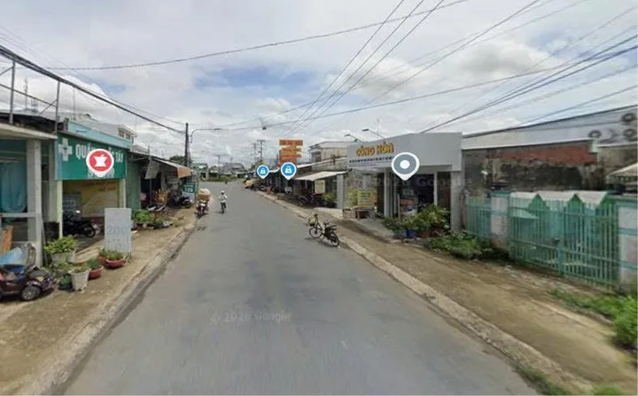 Bán Đất mặt tiền gần ngã 5 cầu Chợ Lách cũ, thích hợp kinh doanh mua bán, mặt tiền rộng rãi 24 x 12m, CLN 266.9m2 giá 1.1 tỷ tại Đường Đồng Khởi Xã Sơn Định Huyện Chợ Lách Bến Tre.

Liên hệ: Ngọc Bích 0907636911