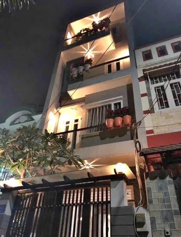 Chỉ hơn 6t, nhà 4 tầng Hương lộ 2, hẻm xe hơi thông