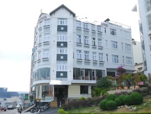 Bán Khách sạn 639m2 có sẵn 639 m2 thổ cư giá 239 tỷ tại Đường Phường 1 Phường 1 Thành phố Đà Lạt Lâm Đồng