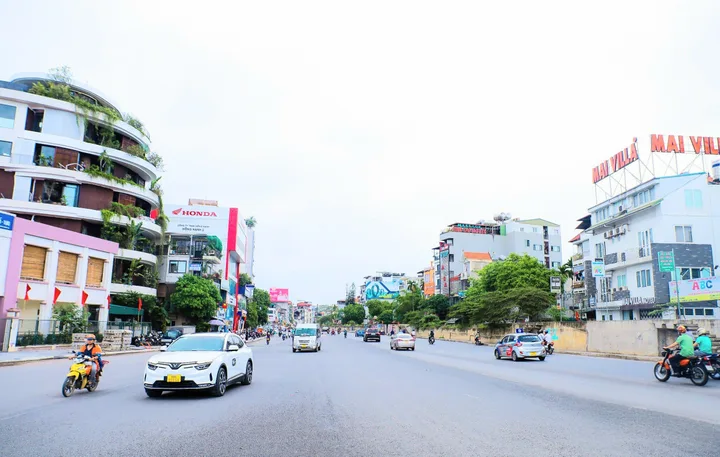 MTKD + CHDV 40 PHÒNG FULL NỘI THẤT - GIÁP BÀU CÁT - 🏠 ĐẸP 6 TẦNG CÓ THANG MÁY - CÓ HẦM GIỮ XE - THU NHẬP ỔN ĐỊNH 150TR MỖI THÁNG - NGANG KHỦNG 11*20 - NỞ HẬU 12M - ĐƯỜNG XE TẢI THÔNG - 💰 35T(412). ALO NGAY CHO EM THEO SỐ ☎ 09-02-10-69-11 ĐỂ XEM NHÀ VÀ GẶP