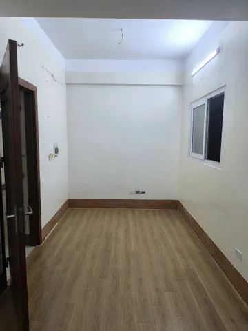Chính chủ em cho thuê căn chung cư 2 phòng ngủ toà CT10A Đại Thanh, thiết kế thông thoáng với phòng khách sáng, ban công đón gió tự nhiên
