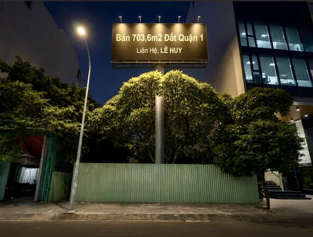 Đất mặt tiền 53Bis Hồ Hảo Hớn, P.Cô Giang , Quận 1 - (12,2m x 55m) 703,6m2