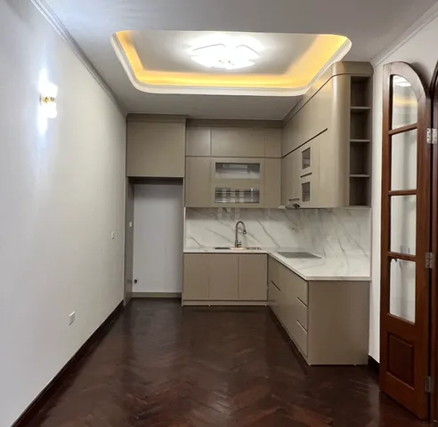 Khương Trung,  Thanh Xuân - Ngõ thông nhiều phía, 1 phút ra ô tô đỗ, 50m2, MT 4.2M, 6 tầng- 13.88 Tỷ
