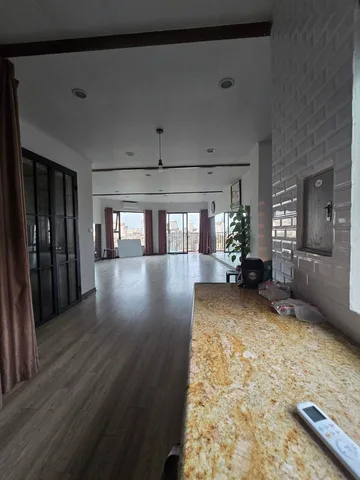 Bán Nhà Mặt Phố Quốc Tử Giám. Đống Đa. Thang Máy. Ô Tô. Vỉa Hè. DT 90m2. Giá 38.8 Tỷ.