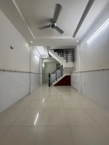 [O5895] Bán nhà sổ hồng riêng chợ Thạch Đà - Giá 4.x tỷ