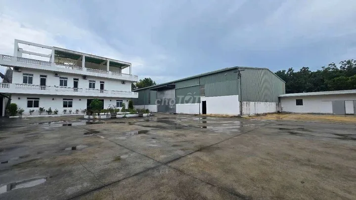 Cho thuê xưởng 1600m2.Nền sơn epoxy,Đầy đủ công năng.Hòa lợi ,bến cát