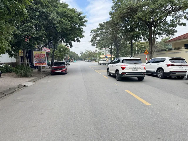 Bán đất mặt đường Nguyễn Khiêm Ích Trâu Quỳ: 140m2 (MT 7M) - Đường 22m vỉa hè 5m - View thoáng Vĩnh Viễn