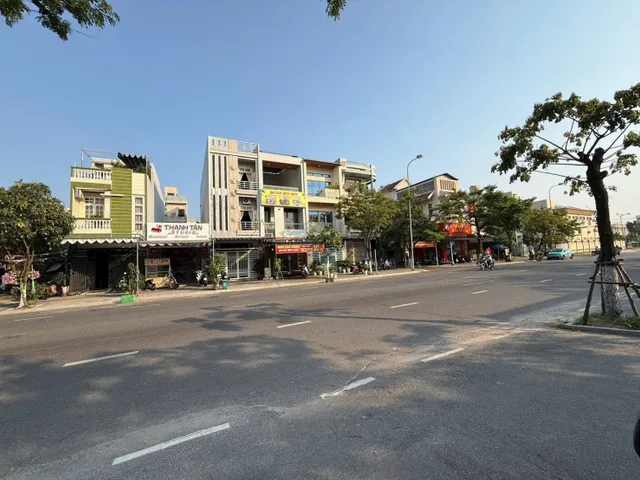 Chính chủ gửi bán đất mặt tiền đường 15m Trần Nhân Tông , Phường An Hải , Đà Nẵng