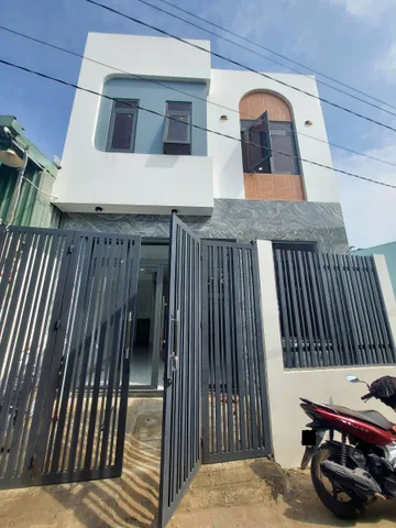 Cho thuê nhà đẹp - hẻm xe hơi 62m² - 3 tầng Hoàng Hữu Nam, Quận 9.