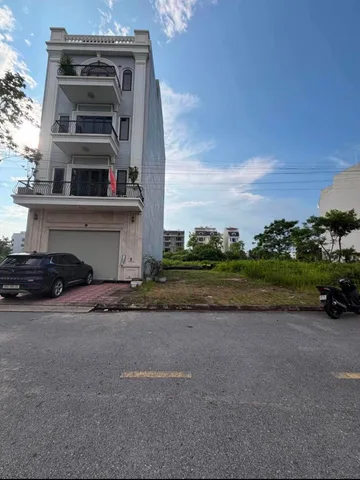 Bán Đất 122m2 có sẵn 122 m2 thổ cư giá 11.5 tỷ tại - Chọn - Phường Hoàng Văn Thụ Thành phố Bắc Giang Bắc Giang