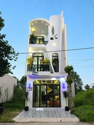 Bán Nhà riêng 80m2 có sẵn 80 m2 thổ cư giá 5.7 tỷ tại Đường D6 Phường Hưng Thạnh Quận Cái Răng Cần Thơ
