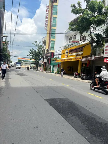 HÀ LÔ GÓC NGANG KHỦNG 9,9M X 19.8M -  ĐƯỜNG KINH DOANH  TRUNG TÂM Q.TÂN BÌNH  - CHỈ 14 TỶ