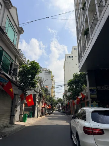 HẺM Ô TÔ THÔNG - KHU DÂN TRÍ - CHDV - 5 TẦNG - NGANG 5.3M - 86M² - TRƯỜNG CHINH