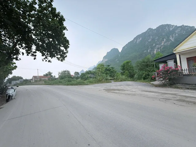 1904m có 400m thổ cư - trục chính KD - xã Liên Sơn Huyện Lương Sơn