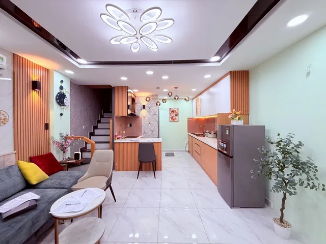 PHAN XÍCH LONG – NHÀ MỚI FULL NỘI THẤT – 3 TẦNG – 2PN MASTER – HƠN 5 TỶ TL