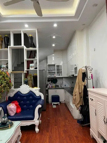 Cho thuê Nhà riêng 40m2 giá 14 triệu - Đường Phạm Văn Đồng,Quận Bắc Từ Liêm Hà Nội