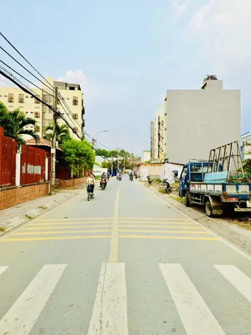 CĂN GÓC 2 MẶT TIỀN VÕ VĂN HÁT - 128M2 3 TẦNG - NGAY ĐH TÀI CHÍNH MARKETING - CHỈ 10.x TỶ - 261