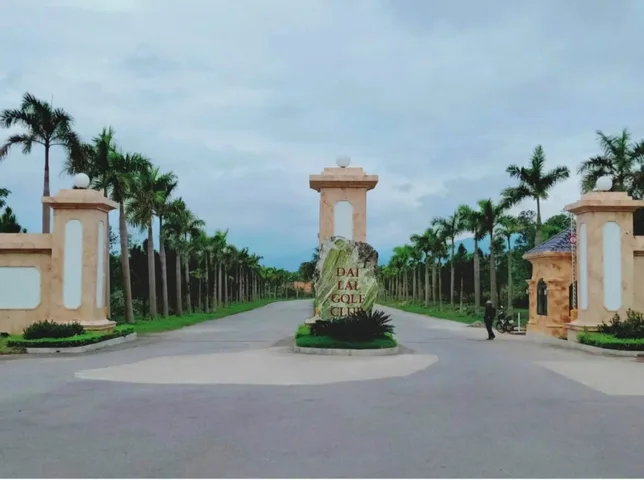 Bán Đất thổ cư đối diện cổng sân golf Đại Lải gần sân bay Nội Bài Hà Nội