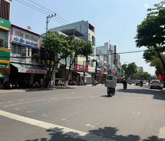 Bán lô đất MT đường Đoàn Khuê (khu Nam Việt Á) sát Bùi Tá Hán. Giá 11,3 tỷ. LH: 0373 469 297