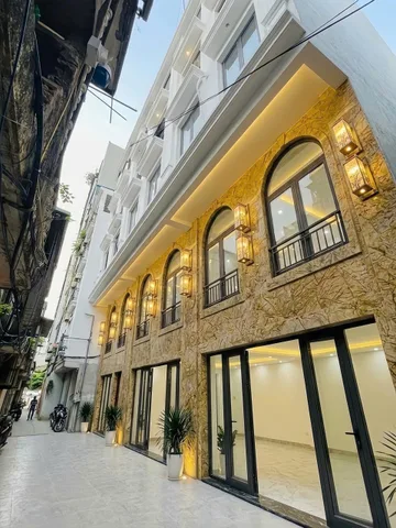 Bán tòa CHDV đường Tam Trinh 85m x7T 27 căn studio full đồ cách mặt đường ô tô tránh 15m