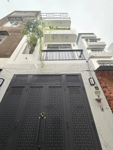 Nhà 5 tầng Lạc Long Quân, Tân Bình, 50m2, hẻm thông, gần Bách Khoa