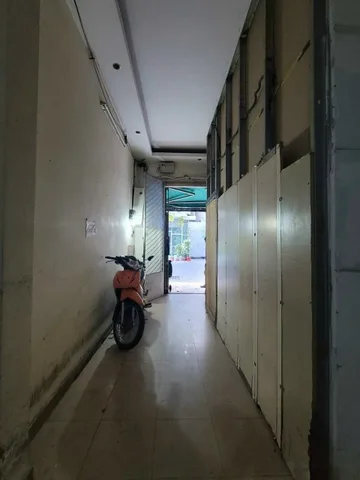 Bán Nhà Mặt Tiền 50 Trần Minh Quyền, Phường 11, Quận 10