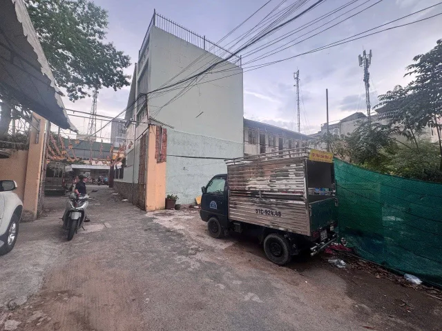 Bán Đất 375m2 có sẵn 375 m2 thổ cư giá 10.2 tỷ tại Phường Tân Đông Hiệp Thành phố Dĩ An Bình Dương