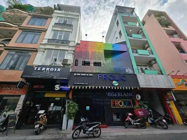 Bán Nhà Mặt Tiền 71 Đề Thám, Phường Cô Giang, Quận 1