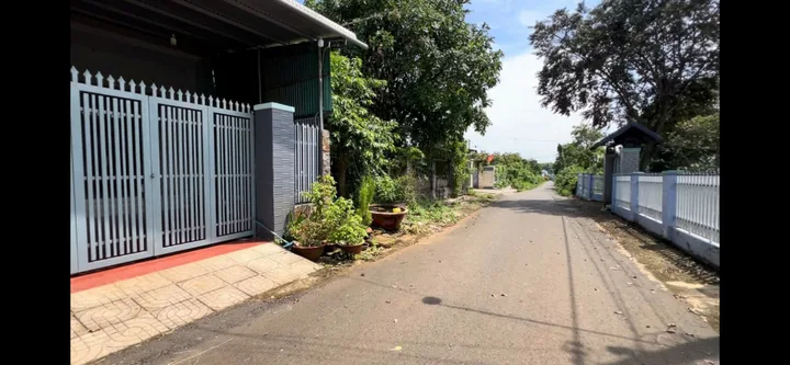 Bán Đất 1325m2 có sẵn 100 m2 thổ cư giá 3.9 tỷ tại - Chọn - Xã Bàu Chinh Huyện Châu Đức Bà Rịa - Vũng Tàu