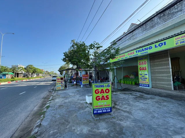 Cho thuê nhà Mặt Tiền Đường Nguyễn Tất Thành xã Phước Hưng H. Long Đất Bà Rịa Vũng Tàu 270m giá 10 triệu/tháng