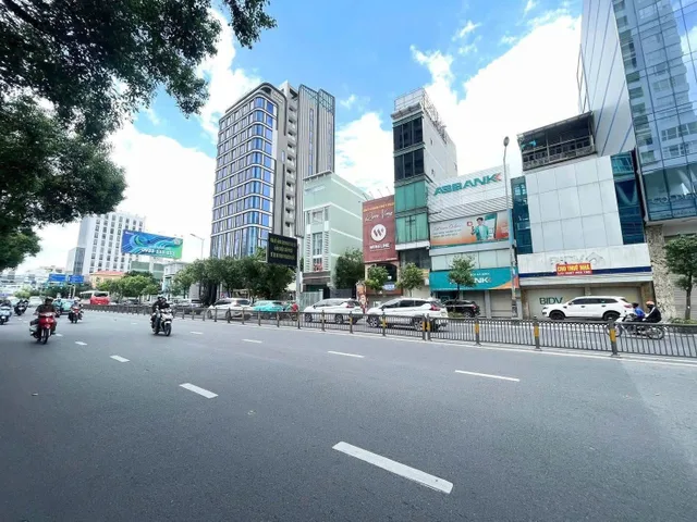 Bán Nhà Mặt Tiền 12 Nguyễn Văn Trỗi, Phường 15, Quận Phú Nhuận