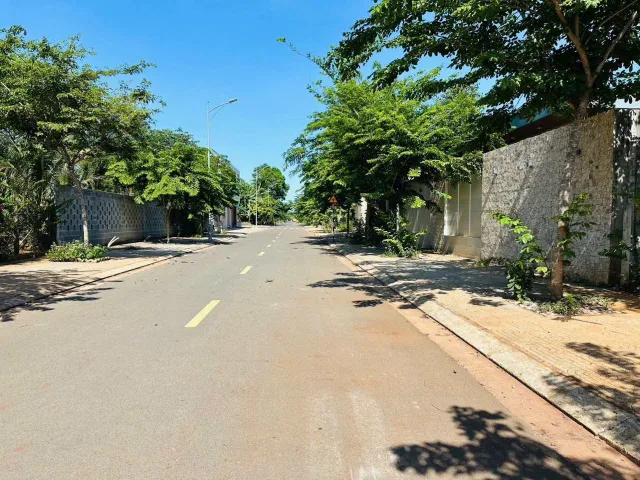 Đất siêu đẹp trung tâm Hoà Long, MT đường nhựa lớn gần chợ Hoà Long 207m2 giá chỉ 3tỷ030