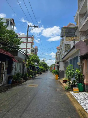 Bán Nhà riêng 44m2 có sẵn 44 m2 thổ cư giá 5.25 tỷ tại Đường Hương lộ 2 - Chọn - Phường Bình Trị Đông TP. Hồ Chí Minh