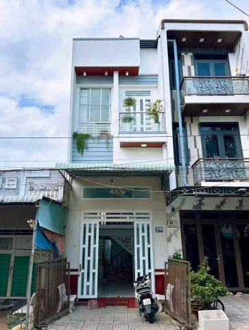 NHÀ TRỆT LỬNG LẦU CŨ NHƯNG KHÔNG NÁT M PHƯỜNG BỬU LONG GẦN THCS NGUYỄN BỈNH KHIÊM