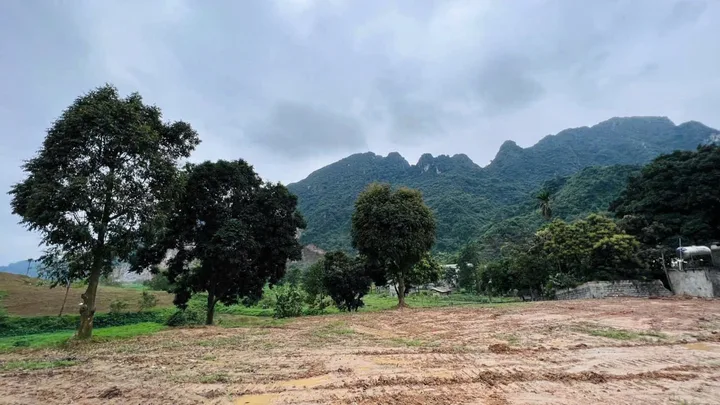 2802m có 400m thổ cư - view núi đá tại Xã Liên Sơn Huyện Lương Sơn