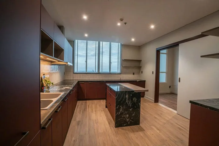 BDS HVL ĐỘC LẠ PENTHOUSE QUẬN 2.