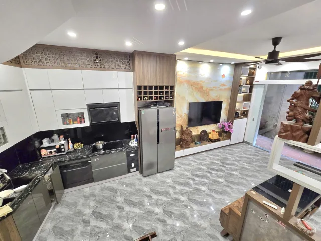 Gia đình mình muốn cho thuê nguyên căn gần 40m2 tại khu vực Bạch Mai, Hai Bà Trưng, đủ nội thất k thiếu gì - giá 15.9 triệu có thương lượng