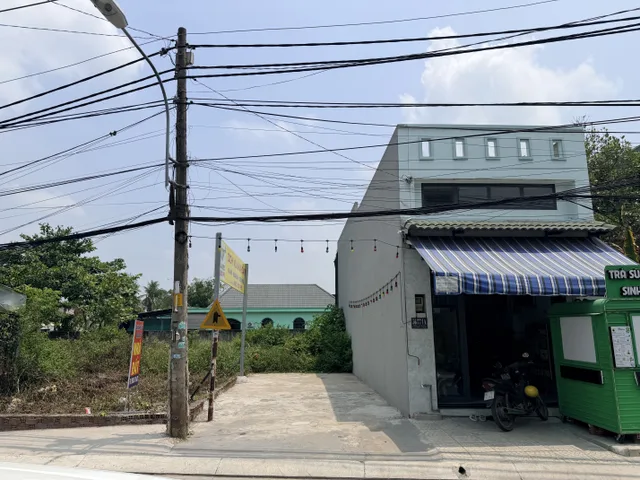 Bán Đất 77.4m2 có sẵn 72.4 m2 thổ cư giá 5 tỷ tại mặt tiền Đường Số 8 Phường Long Phước Quận 9 TP. Hồ Chí Minh