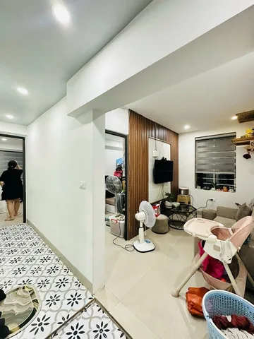 Bán Nhà Thịnh Hào 1. Đống Đa. 8 Tầng Thang Máy. Lô Góc. Ô Tô. DT 48m2. MT 4m. Giá 21.5 Tỷ.