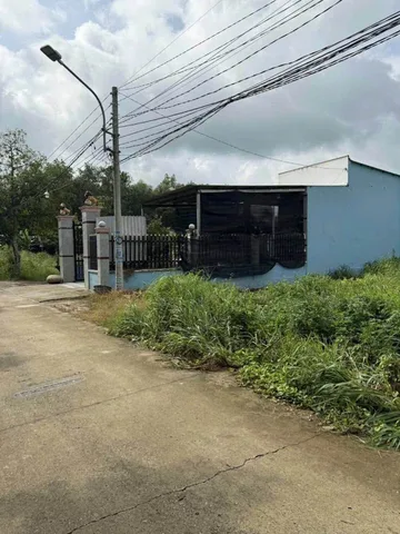 Bán Đất 400m2 có sẵn 100 m2 thổ cư giá 650 triệu tại - Chọn - Thị trấn Lai Uyên Huyện Bàu Bàng Bình Dương
