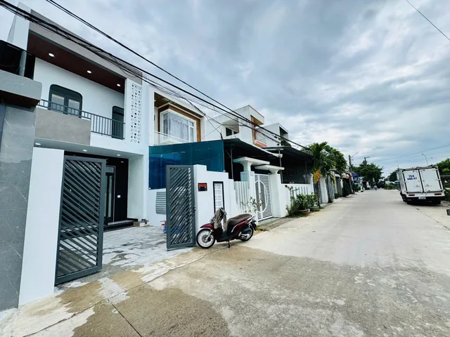 Bán Nhà riêng 110m2 có sẵn 110 m2 thổ cư giá 2.55 tỷ tại - Chọn - Phường Nghĩa Lộ Thành phố Quảng Ngãi Quảng Ngãi