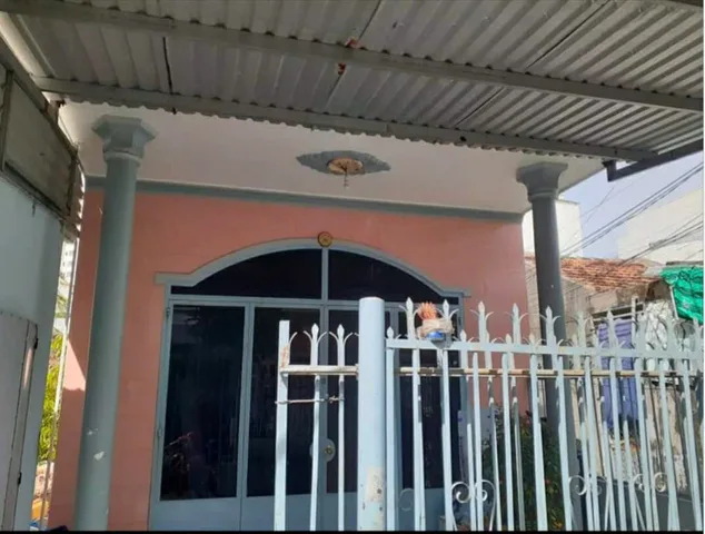 Bán Nhà riêng 65.4m2 có sẵn 65.4 m2 thổ cư giá 2.2 tỷ tại hẻm 50 Đường Võ Thị Sáu Phường Phước Long Thành phố Nha Trang Khánh Hòa