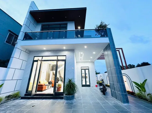 NHÀ LẦU XINH NGAY CHỢ TÂN BÌNH– SỔ HỒNG RIÊNG – CHỈ 700 TRIỆU NHẬN NHÀ NGAY