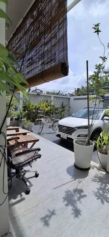 Nhà mới, cách đường lớn 20m, chính chủ