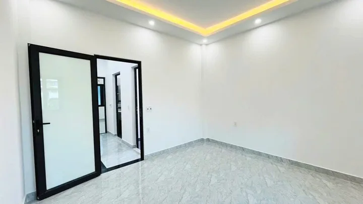 Bán Nhà riêng 40m2 có sẵn 40 m2 thổ cư giá 2.1 tỷ tại Đường Quỳnh Cư Phường Hùng Vương Quận Hồng Bàng Hải Phòng