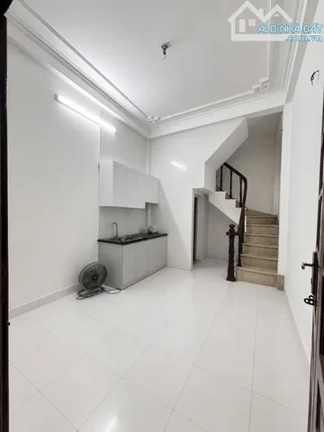 Bán Nhà Nguyễn Trãi - Cạnh Vành Đai 2.5 - Đối  Diện Vinhome Cao Xà Lá - 4 Tầng (Không QH)