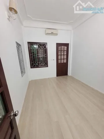 Bán Nhà Nguyễn Trãi - Cạnh Vành Đai 2.5 - Đối  Diện Vinhome Cao Xà Lá - 4 Tầng (Không QH)