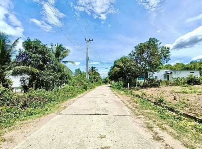 Hơn 1000m có sẵn thổ cư 200m và nhà cấp 4
