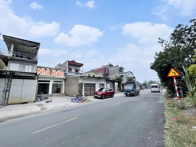 Bán Đất 100m2 có sẵn 100 m2 thổ cư giá 1.6 tỷ tại Đường Tùng Thiện Phường Xuân Khanh Thị xã Sơn Tây Hà Nội