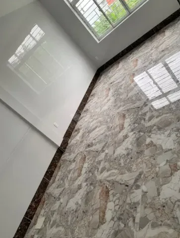 GIA ĐÌNH ĐI ĐỊNH CƯ BÁN GẤP MẶT BẰNG 6X15  ĐỒNG KHỞI PHÚ KHƯƠNG BẾN TRE CHỈ 12.6 TỶ TLC